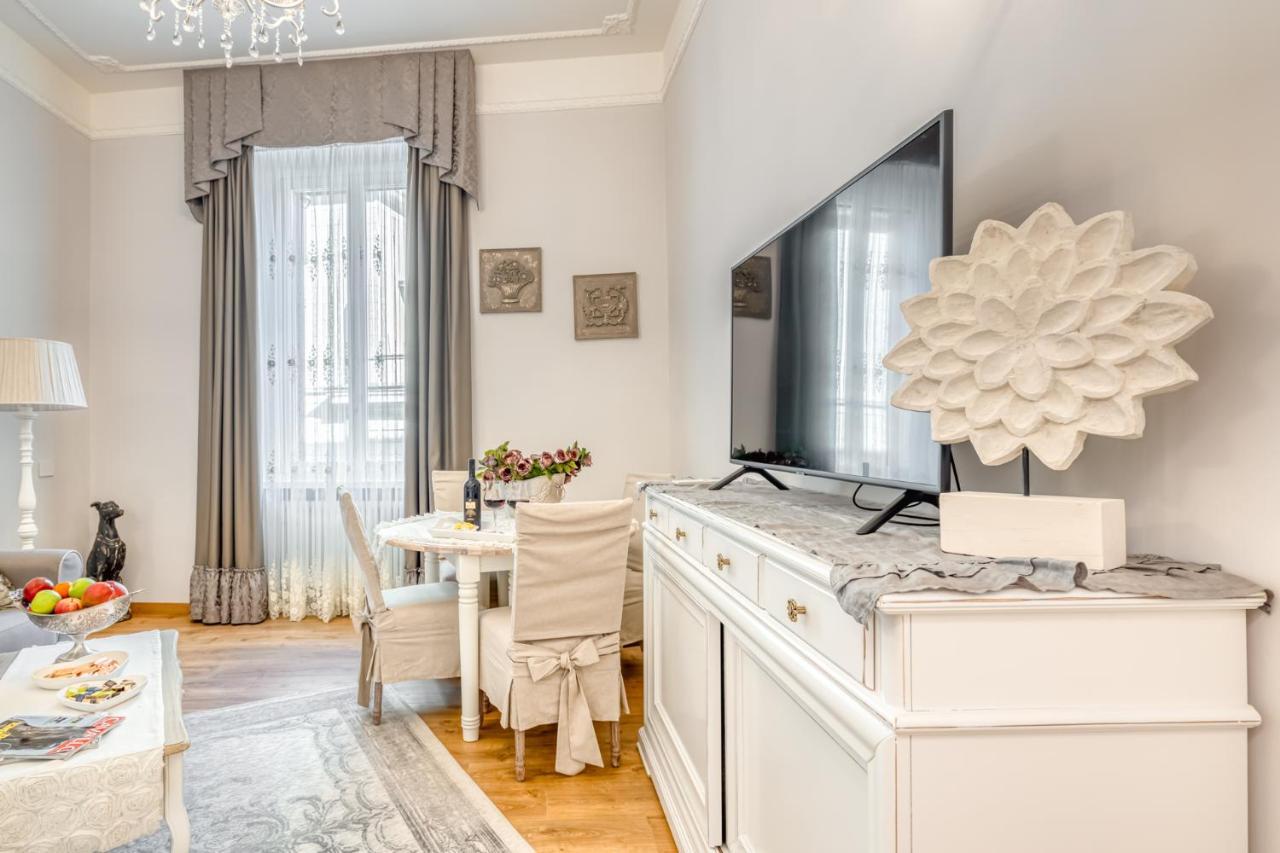Luxury Stars In Rome - Andromeda Apartment In Colosseum Экстерьер фото