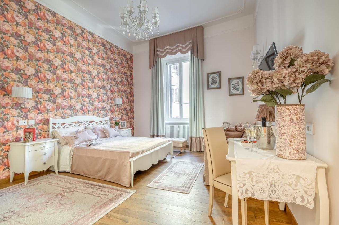 Luxury Stars In Rome - Andromeda Apartment In Colosseum Экстерьер фото